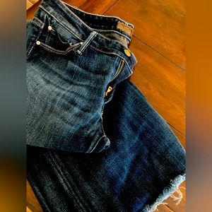 Mother jeans size 27 flare jeans with uncut hem- 8”rise &31” inseam
